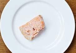 1/4 small fillet of salmon
