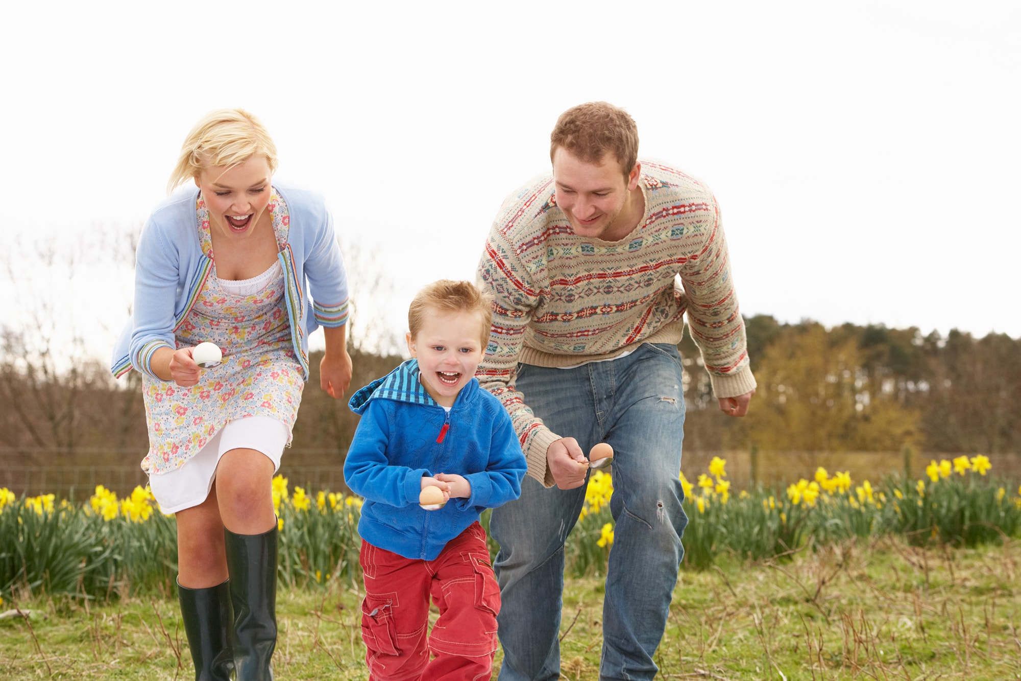 Fun activities to keep your toddler active and happy this Easter!